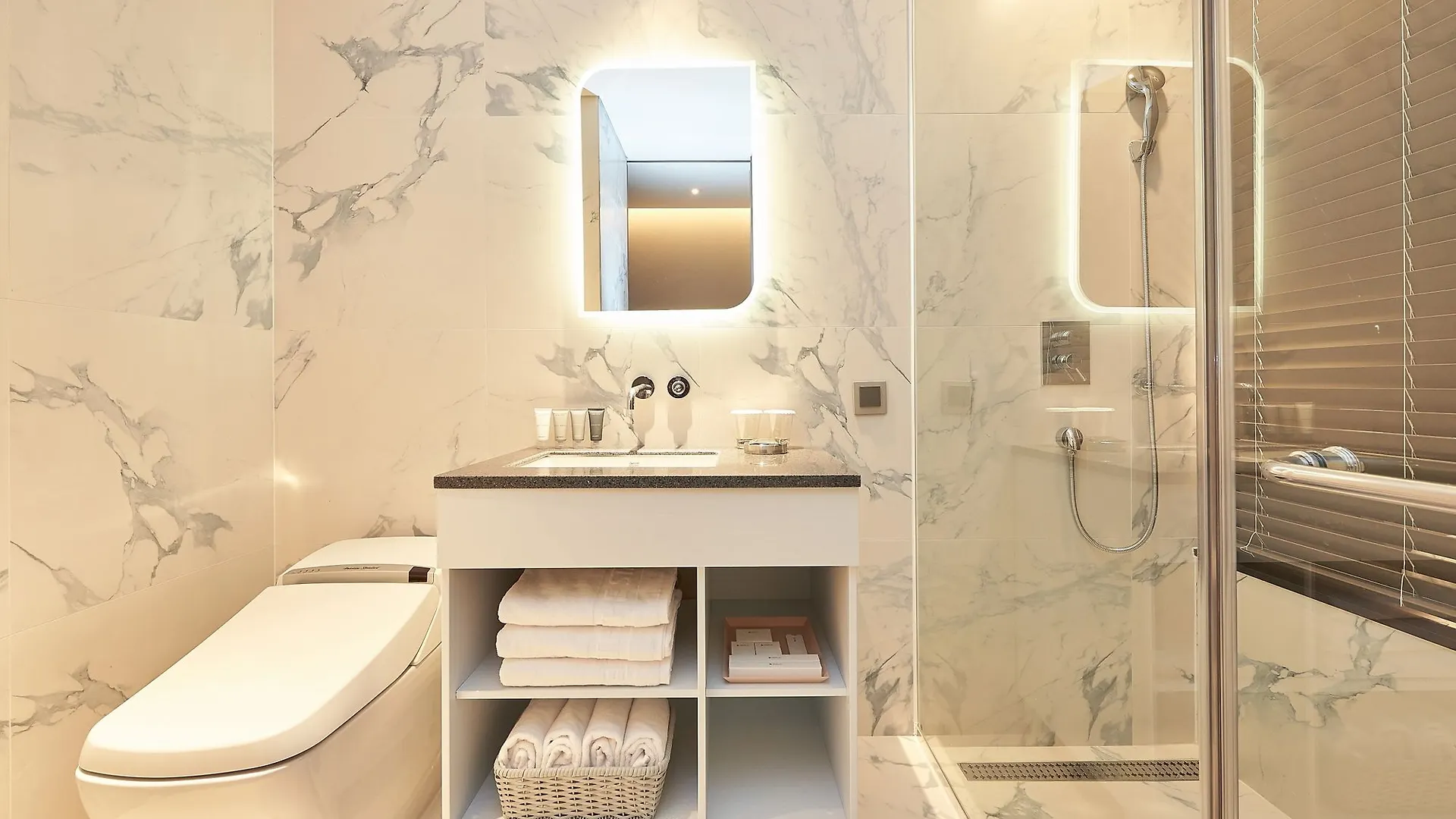 ****  The State Sunyu Hotel Seoul South Korea